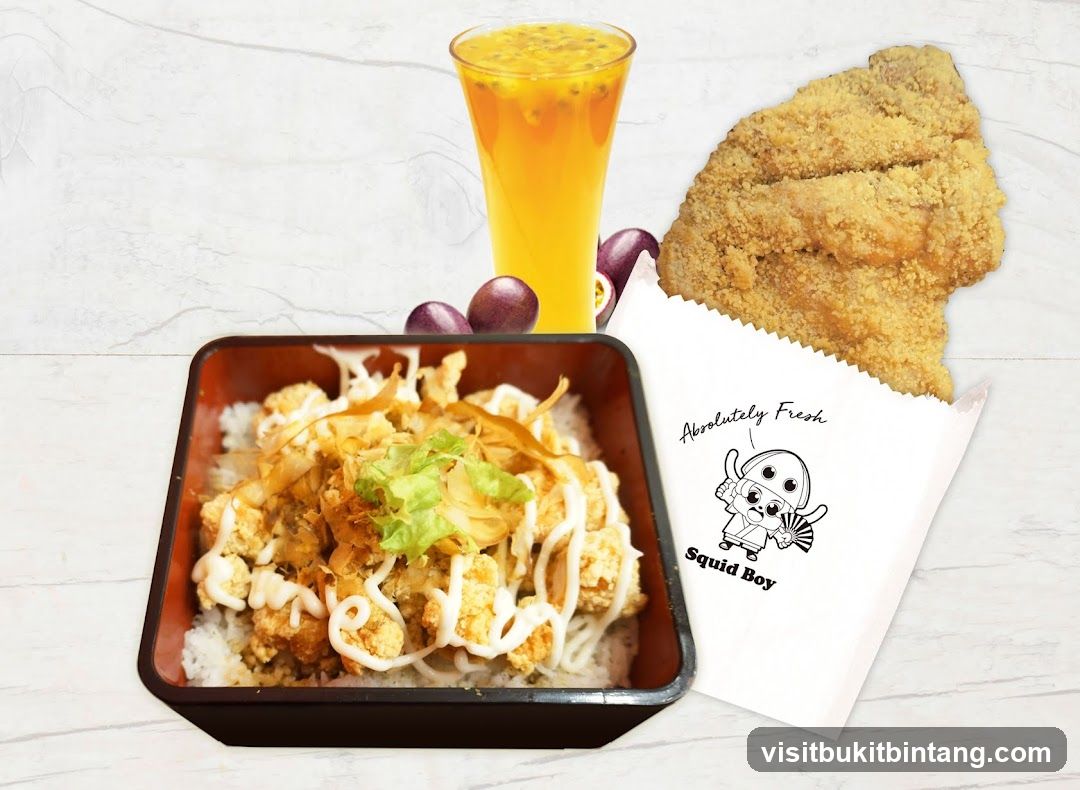 Fried Chicken and Rice Bowl with Passion Fruit Drink