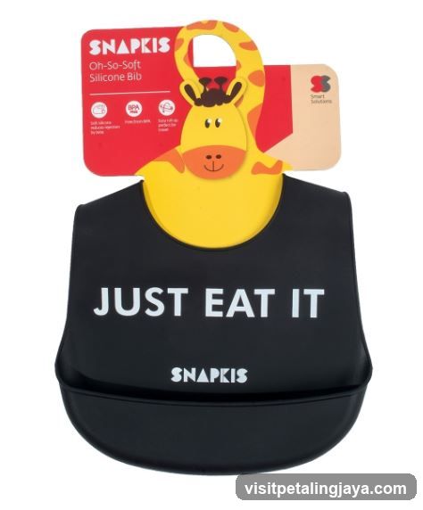 Snapkis Silicone Bib with Giraffe Design