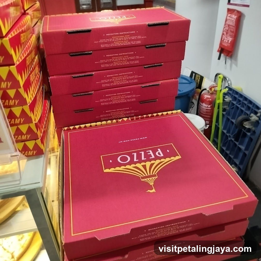 Pizza Boxes Display
