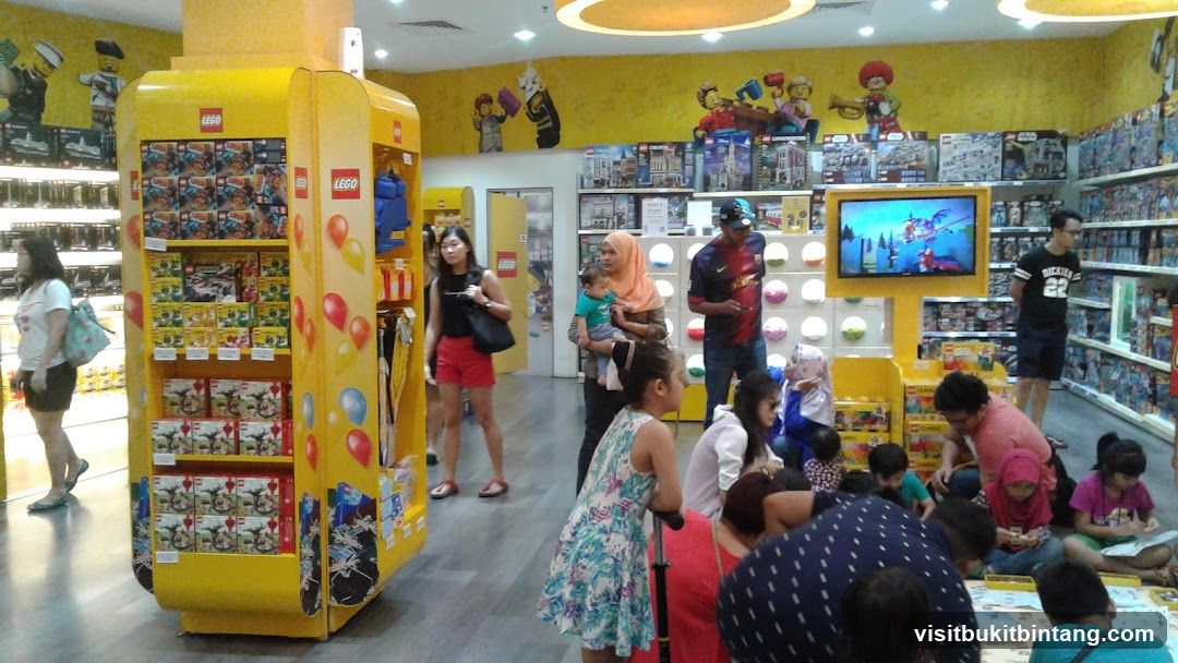 LEGO Store Interior