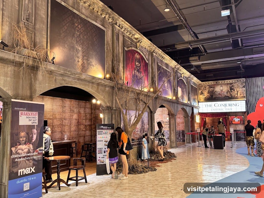 The Conjuring Experience Interior