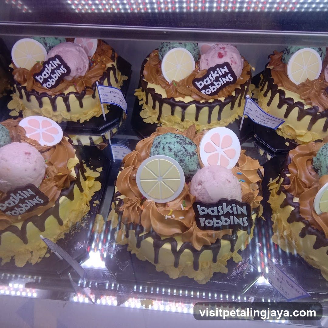 Baskin Robbins Ice Cream Display