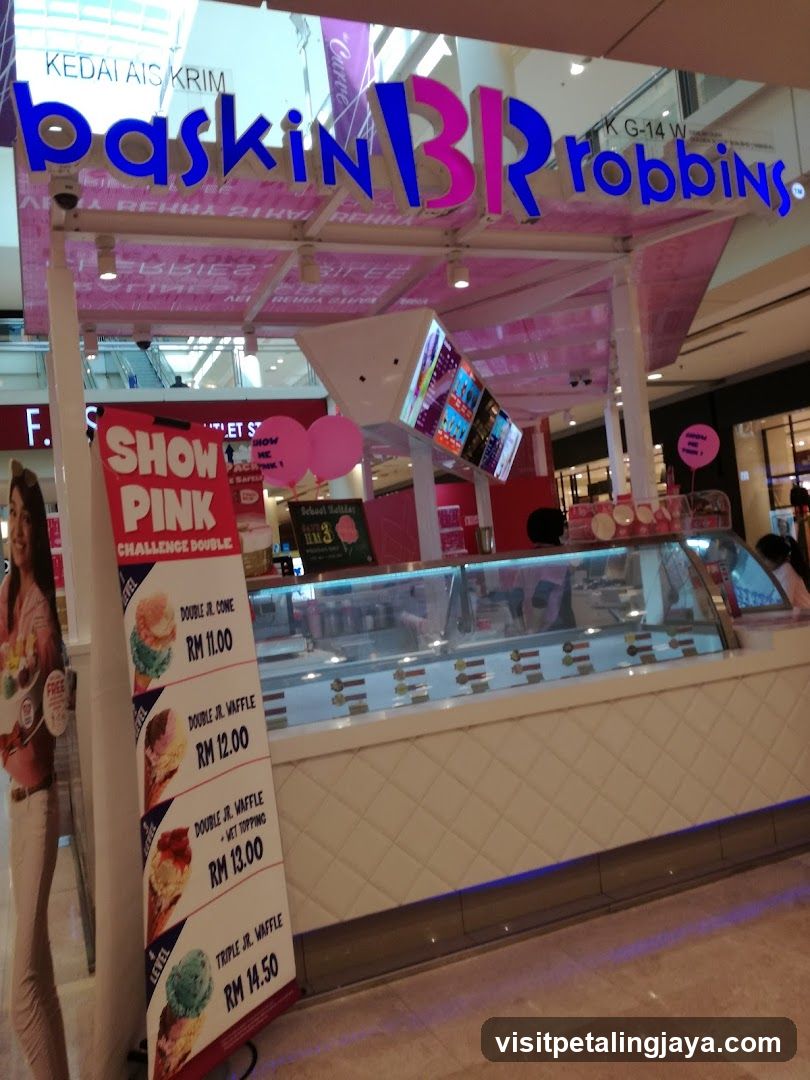 Baskin Robbins Store Interior