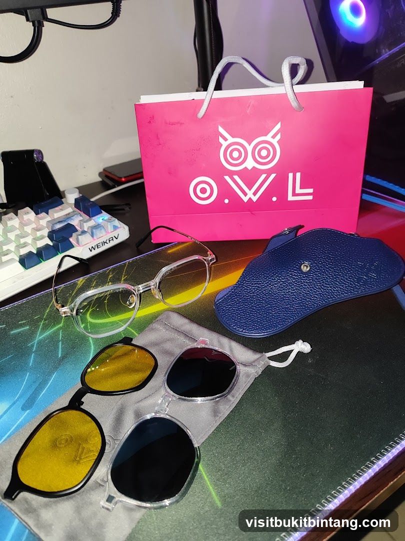 Eyewear accessories with branded bag