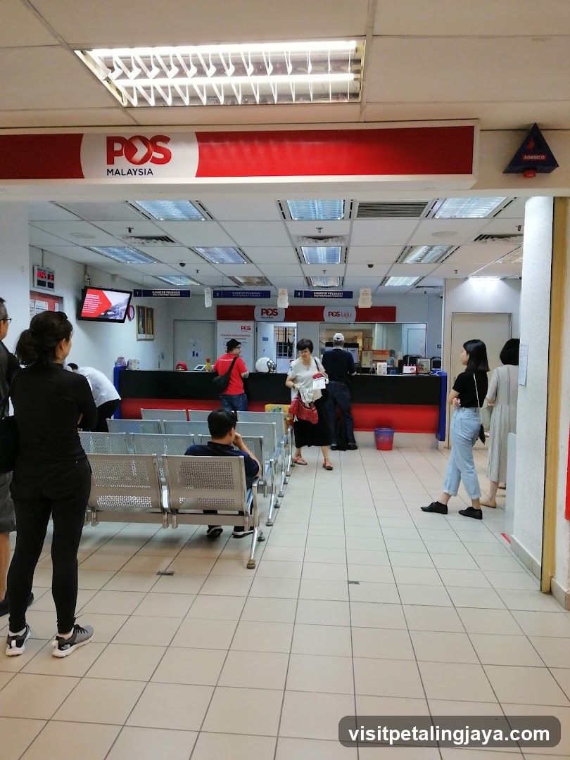 POS Malaysia Counter Interior