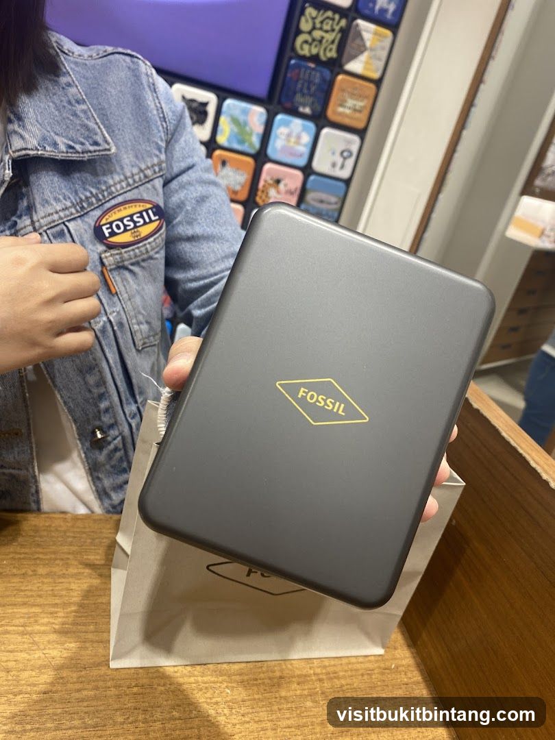 Fossil Product and Packaging