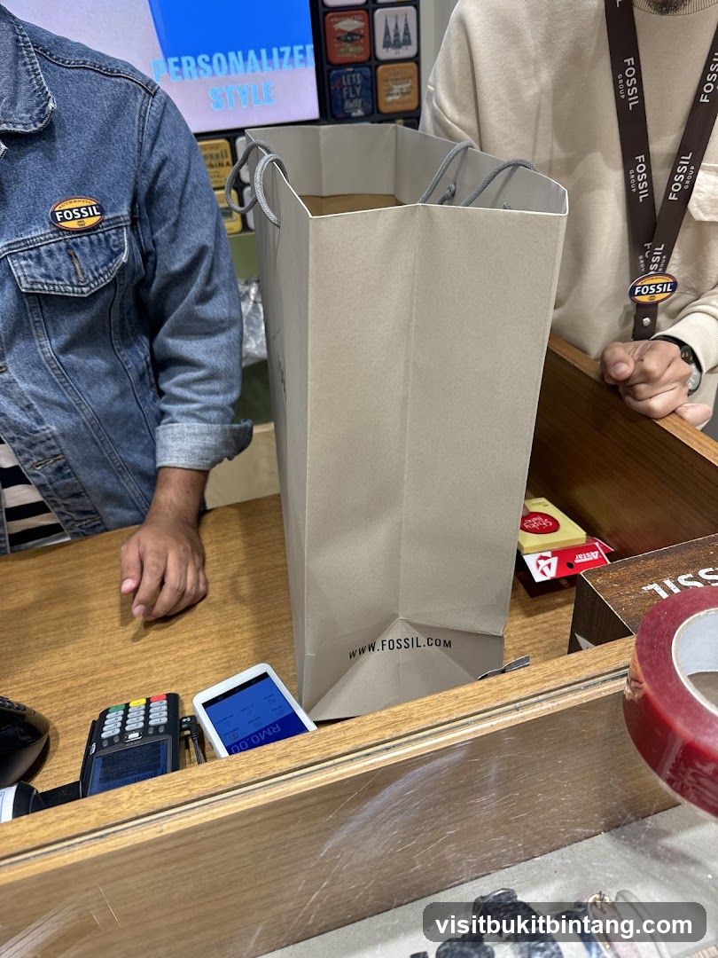 Fossil Store Checkout