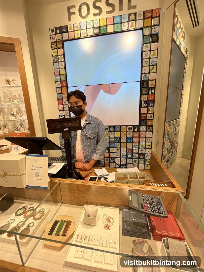 Fossil Store Counter