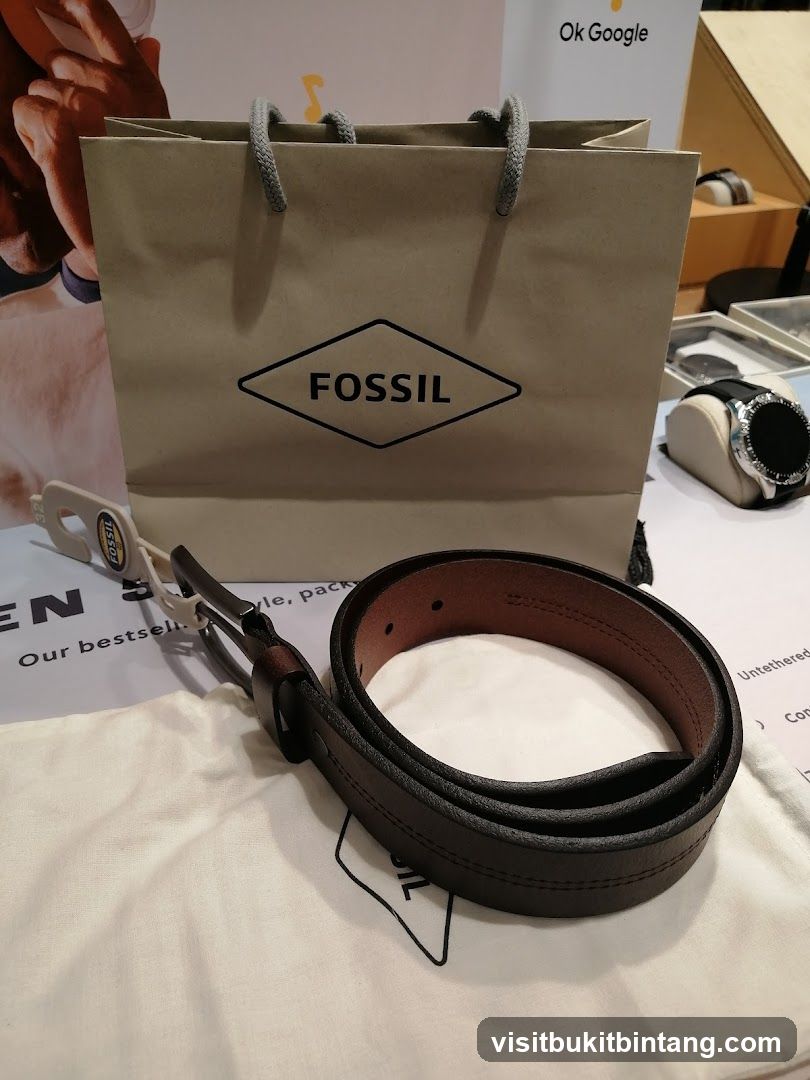 Fossil shopping bag and belt