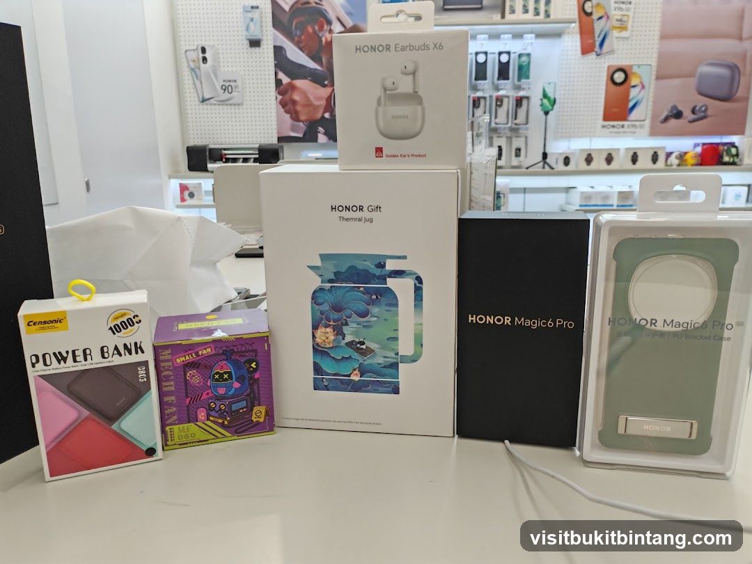 HONOR Products Display