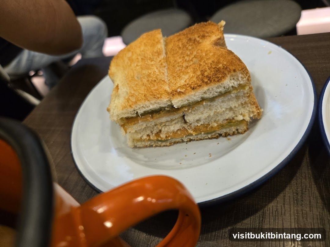 Sandwich on a Plate