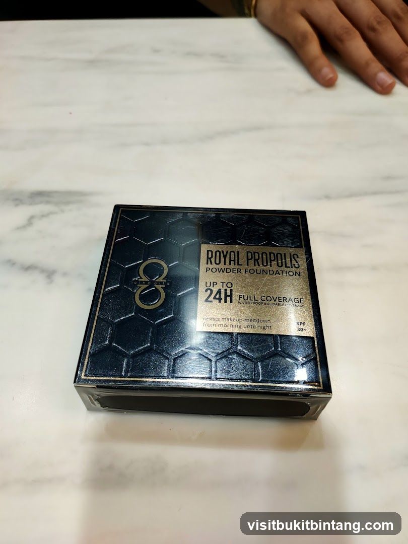 Royal Propolis Powder Foundation