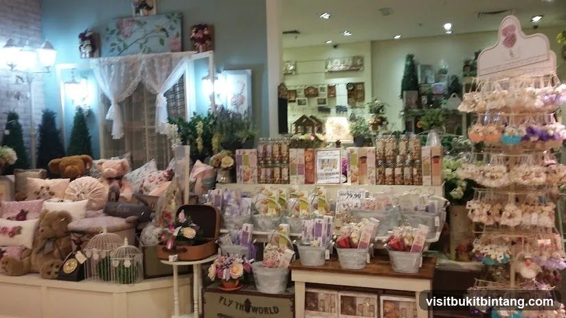 Gift Shop Display