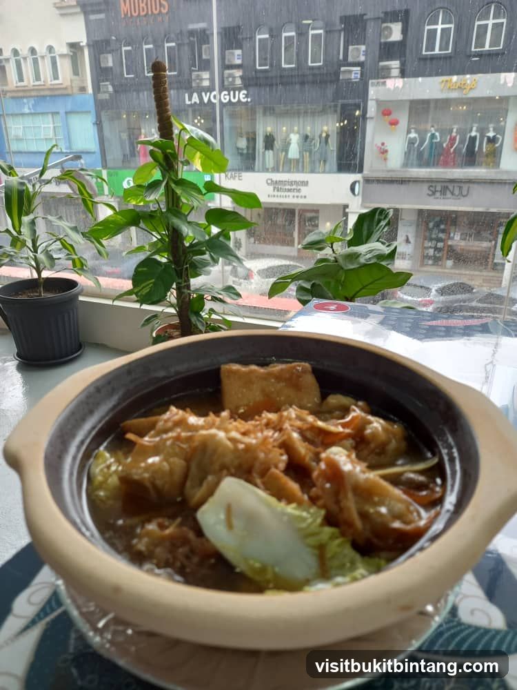 暖心阁素食馆 Nuan Xin Ge Vegetarian Restaurant
