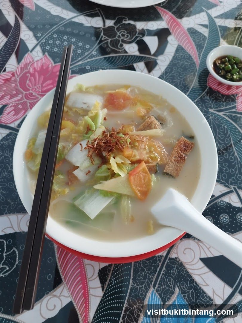Soup with Vegetables and Tofu