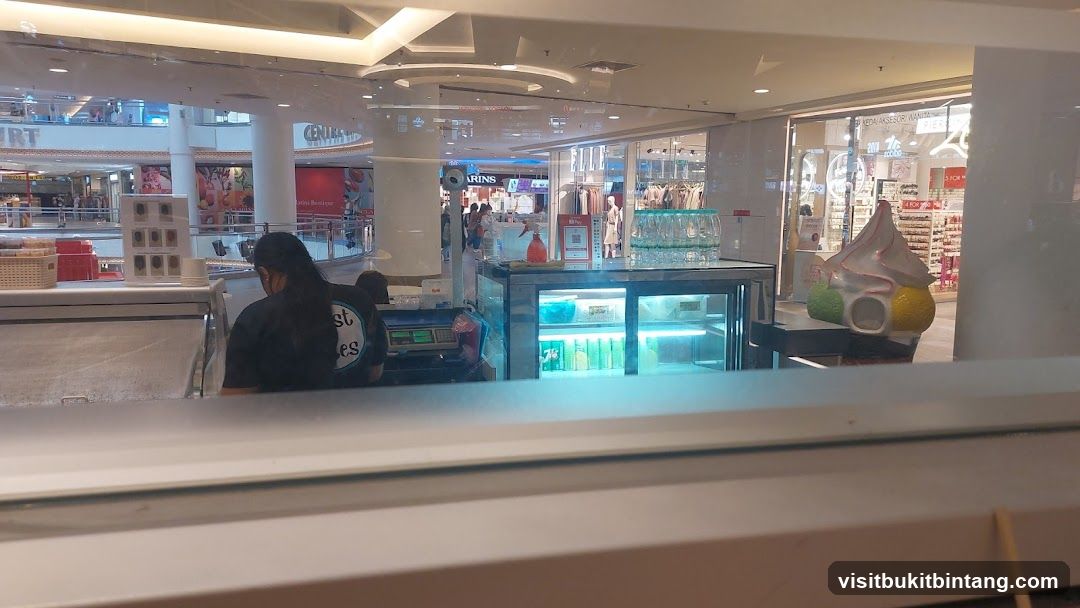 Ice Cream Stand in Mall