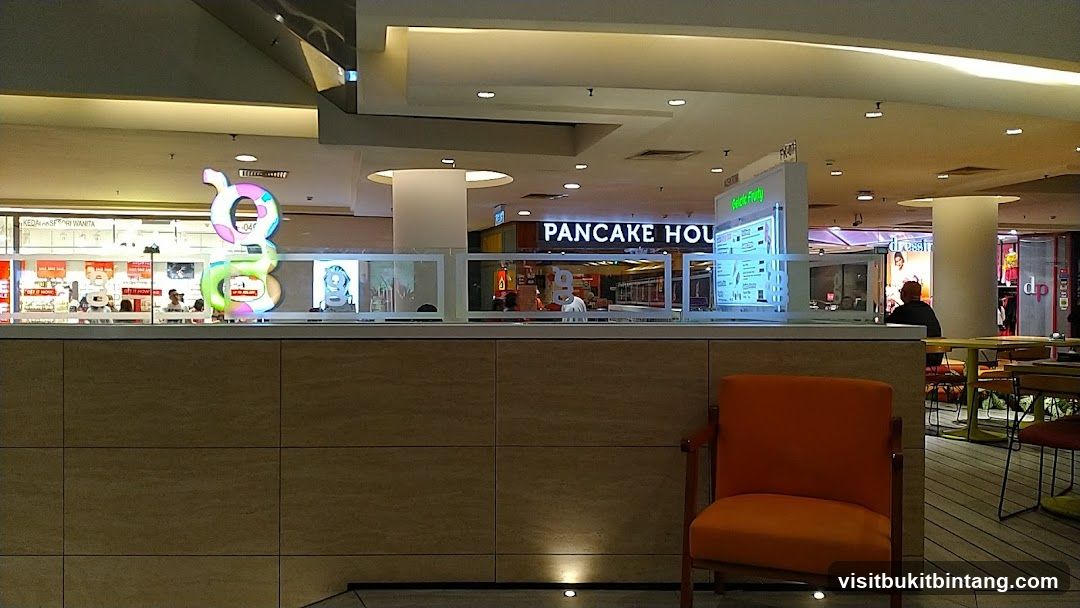 Pancake House and other shops