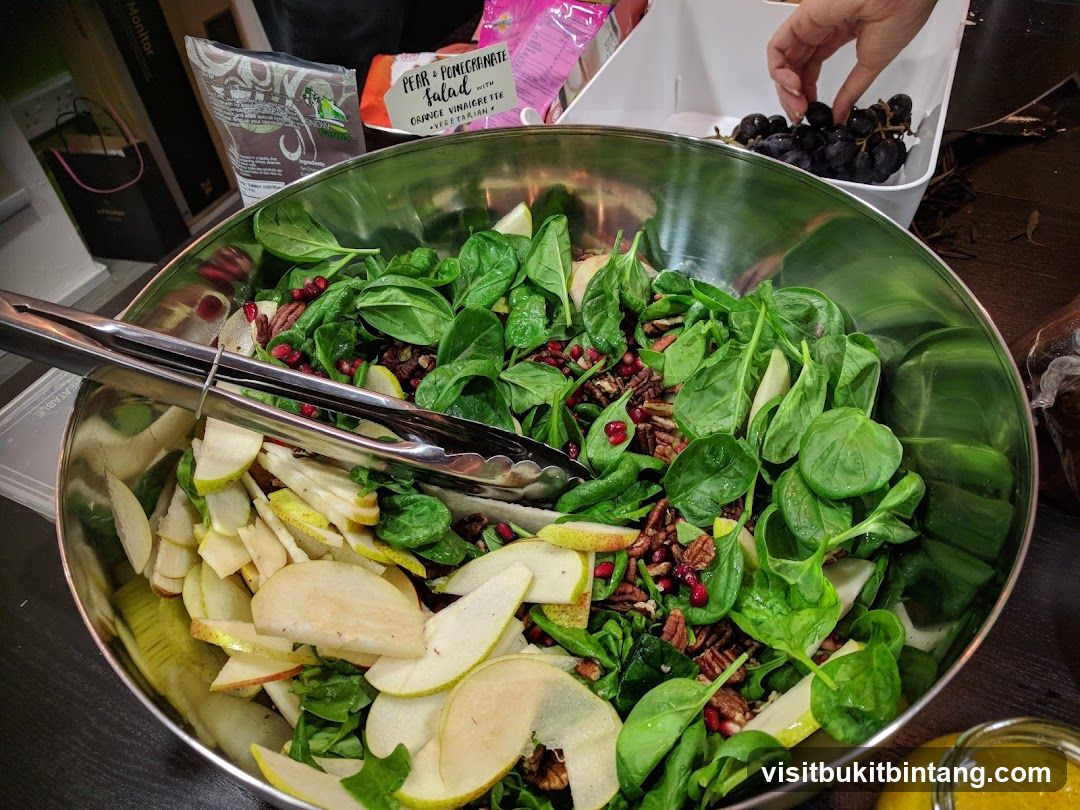 Pear and Pomegranate Salad