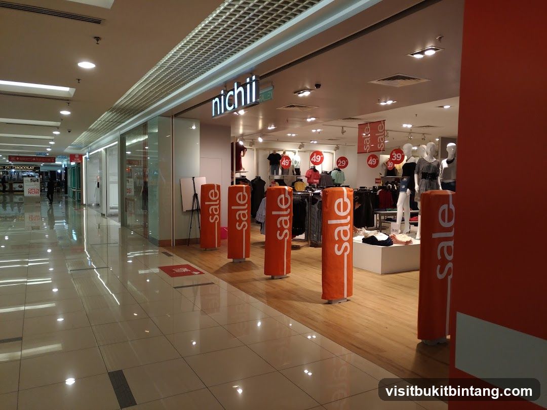 Nichii Storefront with Sale Displays