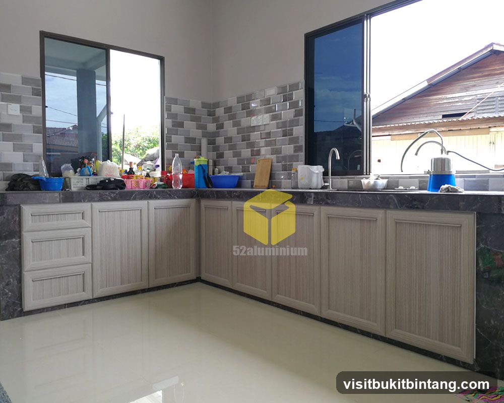 Kitchen Countertops and Cabinets