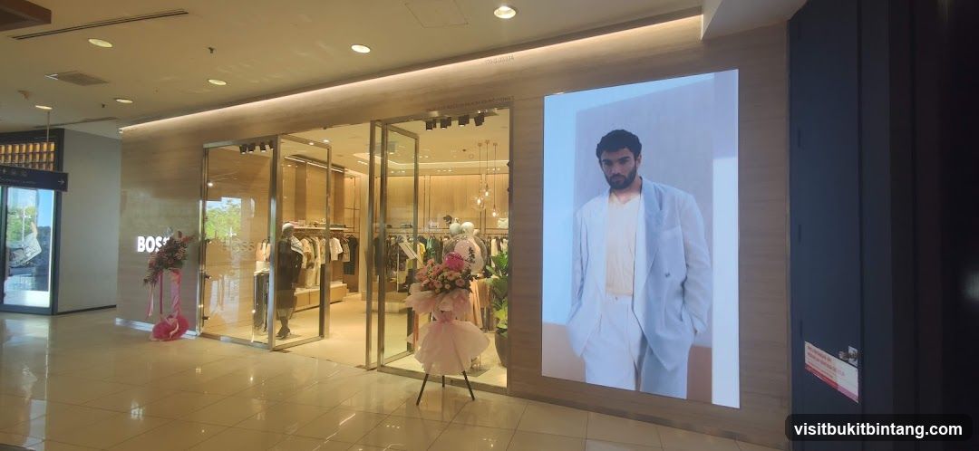 BOSS Store