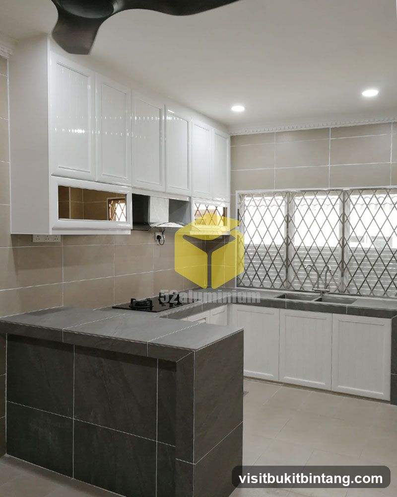 Modern Kitchen with Island and White Cabinets