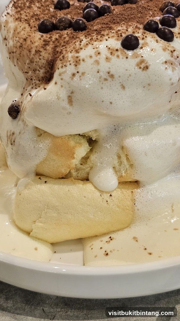 Fluffy Pancakes with Cream and Chocolate