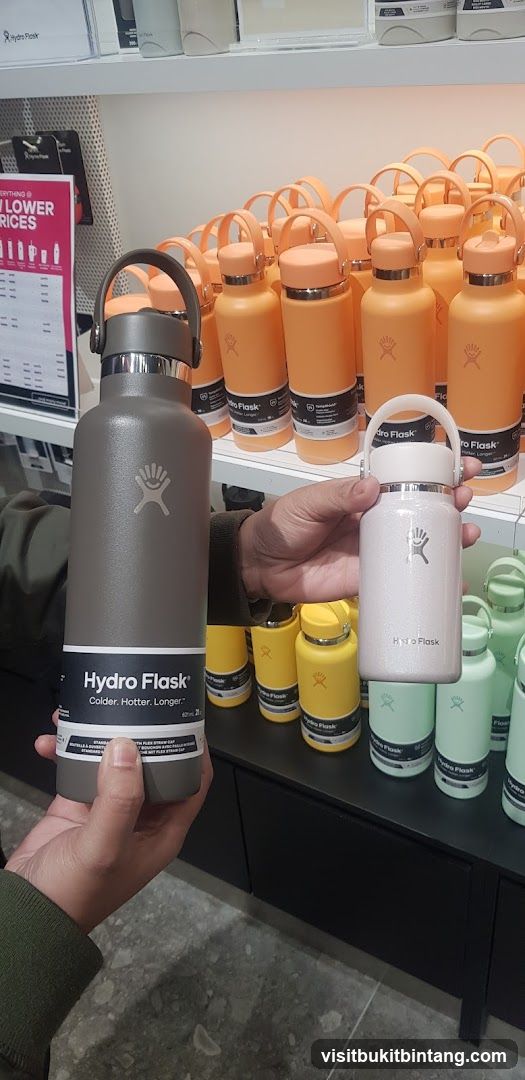 Hydro Flask - The Exchange TRX