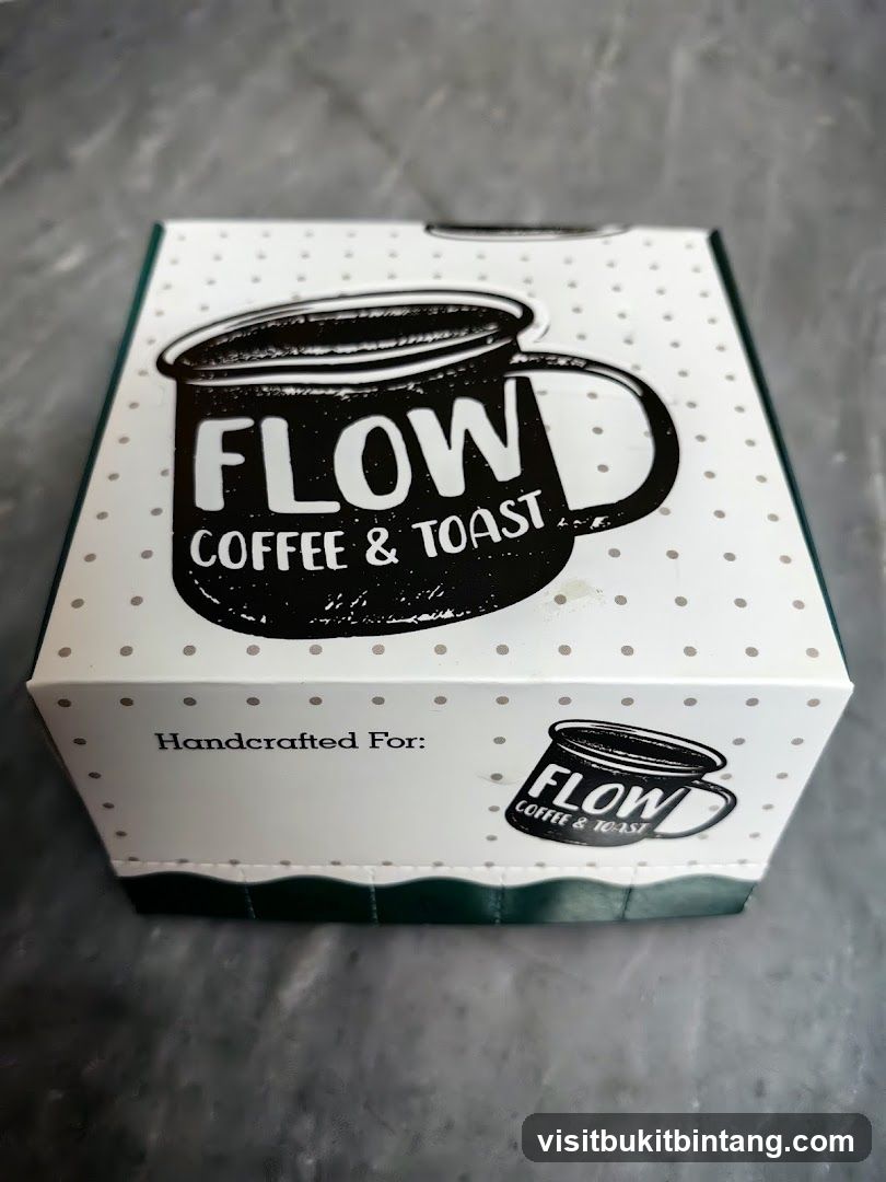 Flow Coffee & Toast - Gurney Paragon Mall