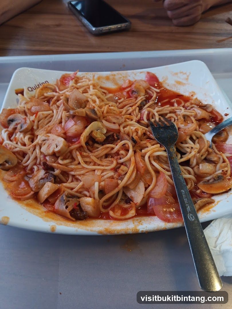 Noodles with Mushrooms and Onions