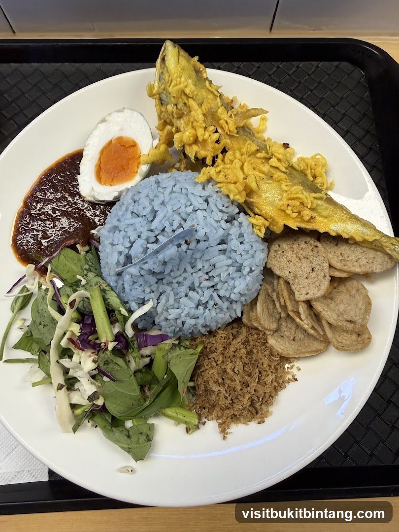 Nasi Kerabu with Fried Fish