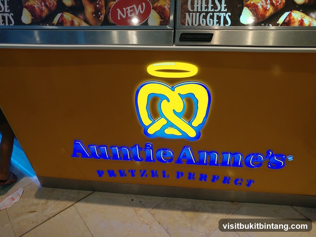 Auntie Anne's Pretzel Stand