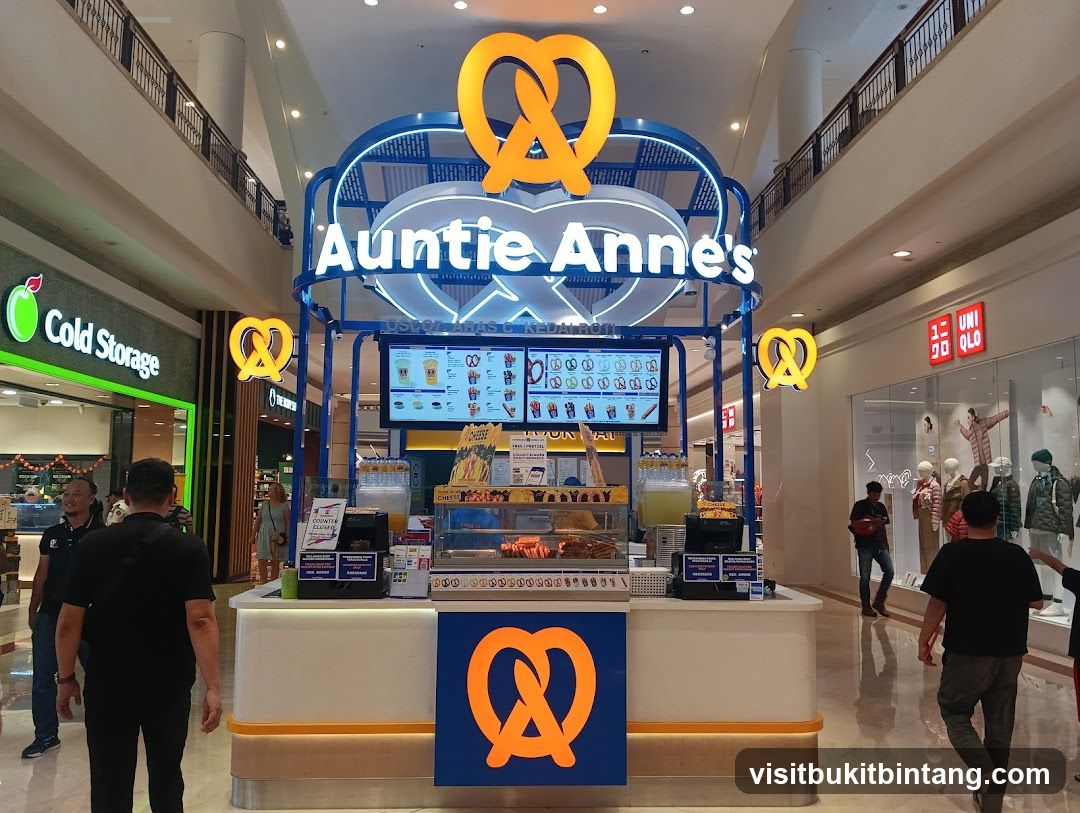 Auntie Anne's Pretzel Stand