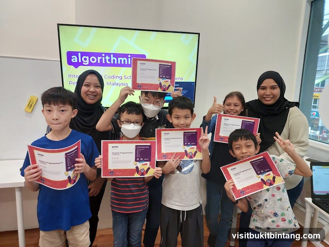 Students and instructors with certificates