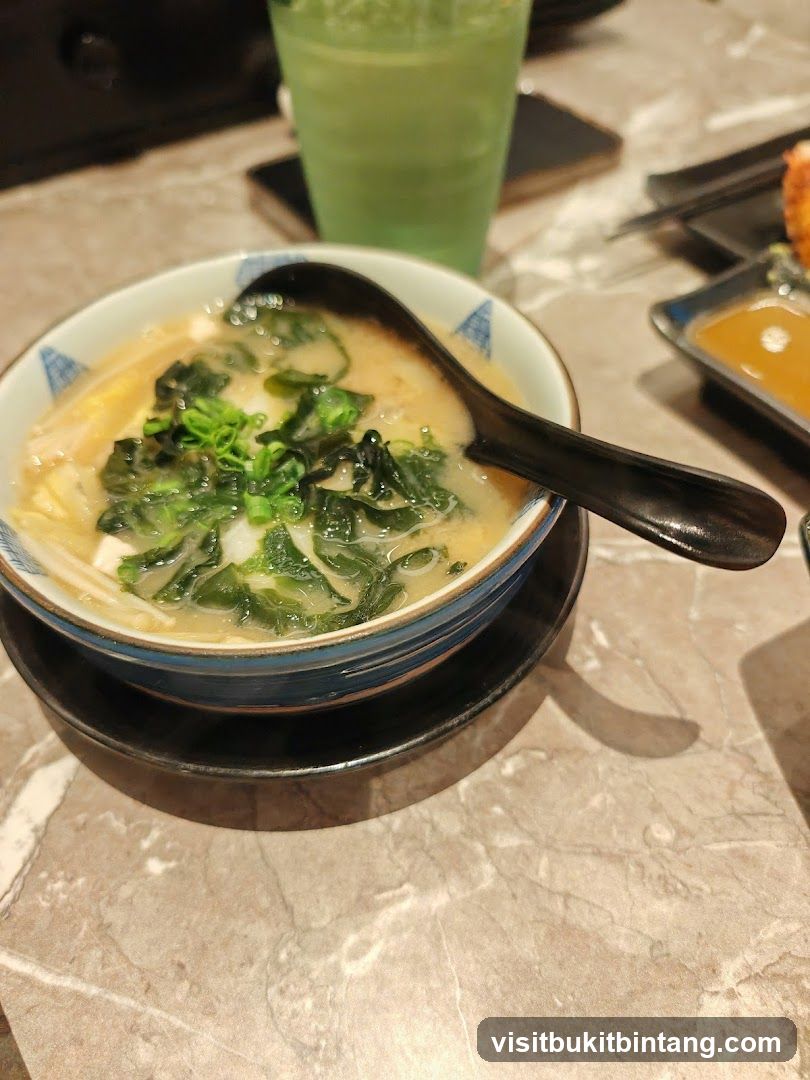 Miso Soup with Seaweed and Tofu