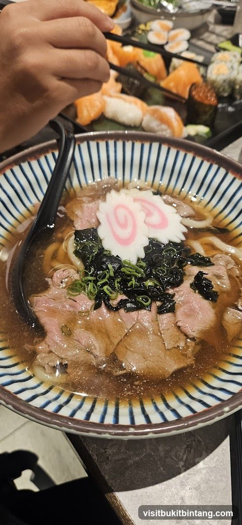 Beef Udon Soup and Sushi