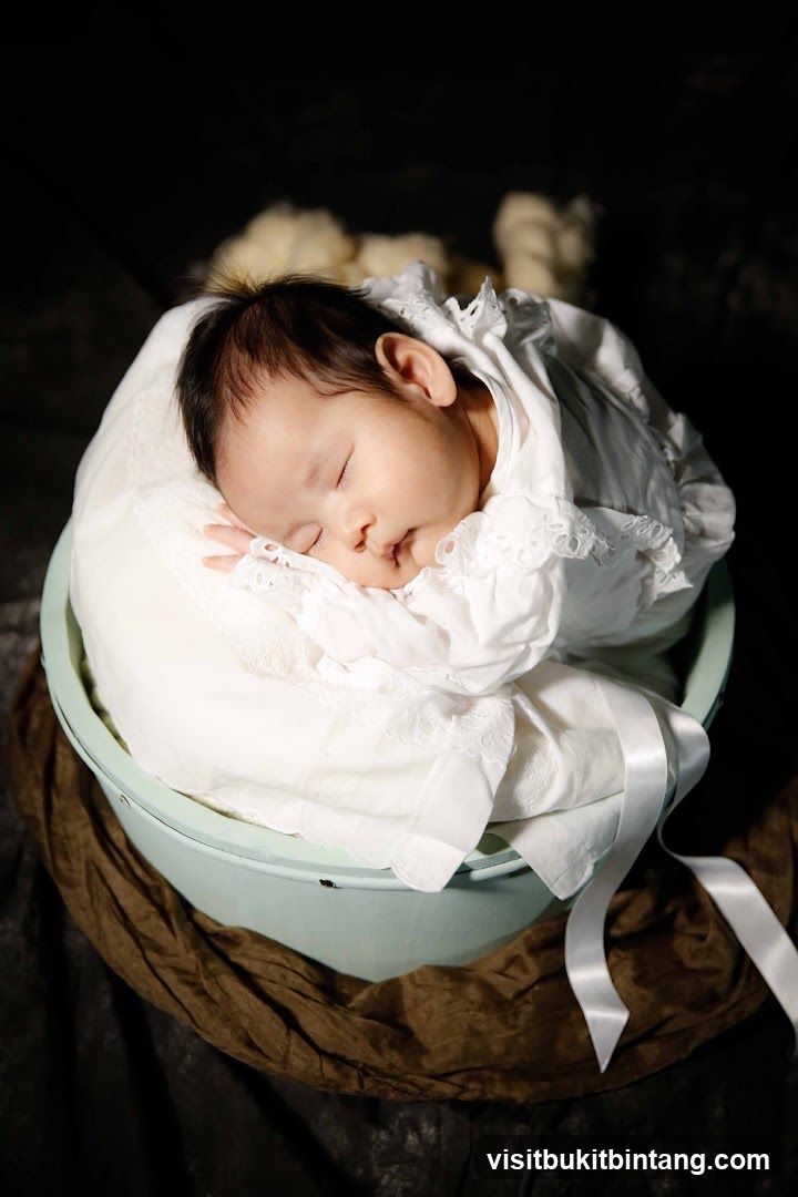 Newborn baby sleeping