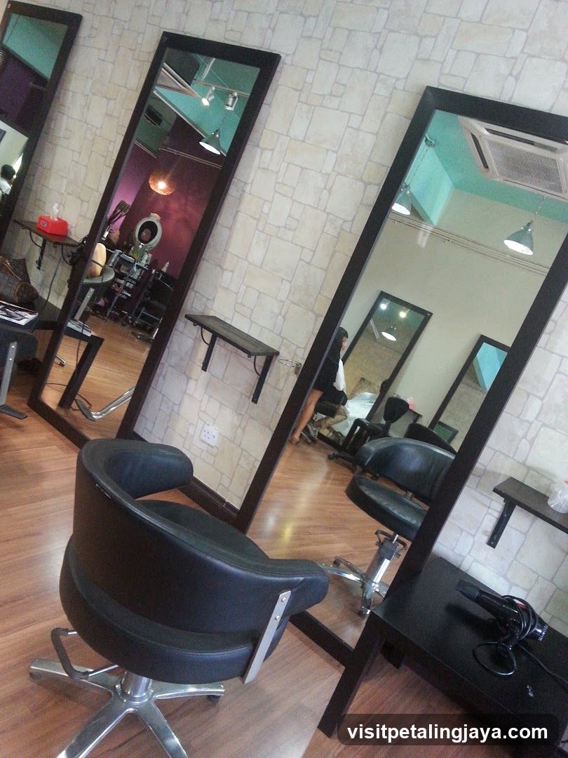 Salon Interior