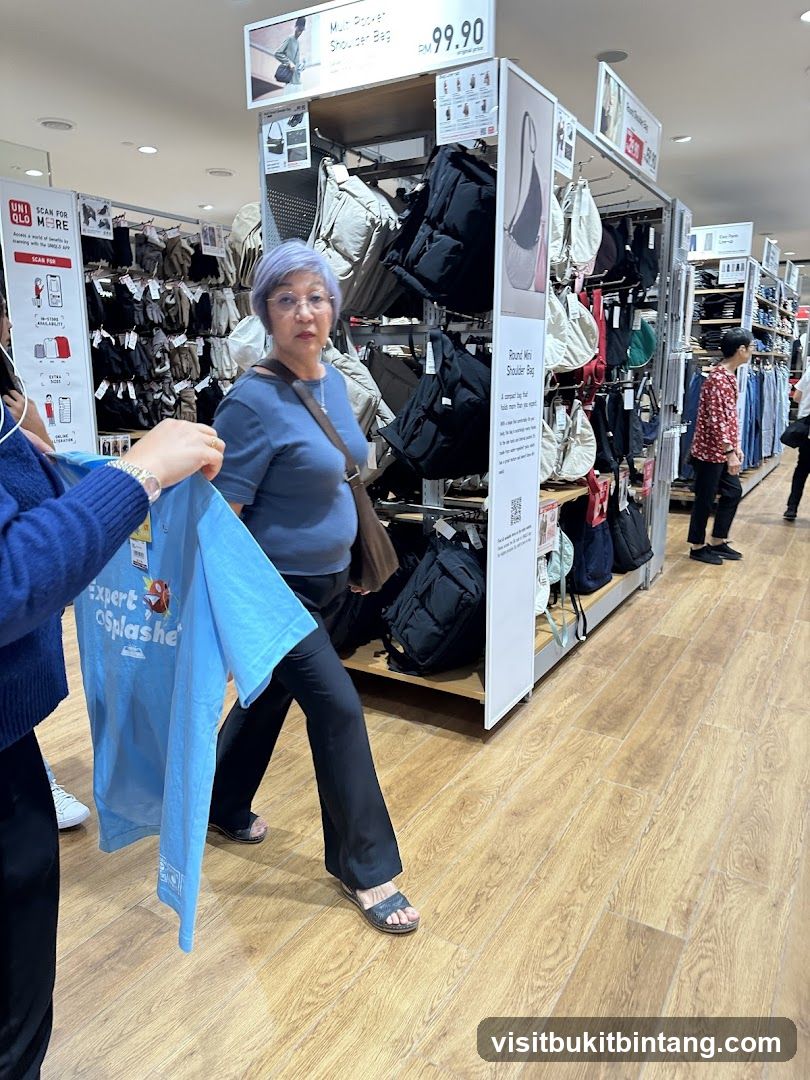 Uniqlo Store Interior