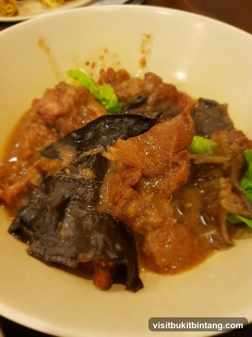 Fishing Village Yong Taufu 鱼乡釀豆腐 @ Eat Food Village Publika