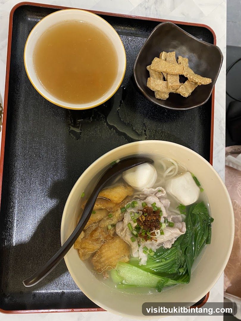 Noodle Soup with Side Dishes