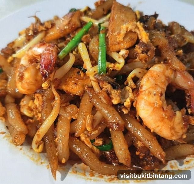 Stir-fried Noodles with Shrimp