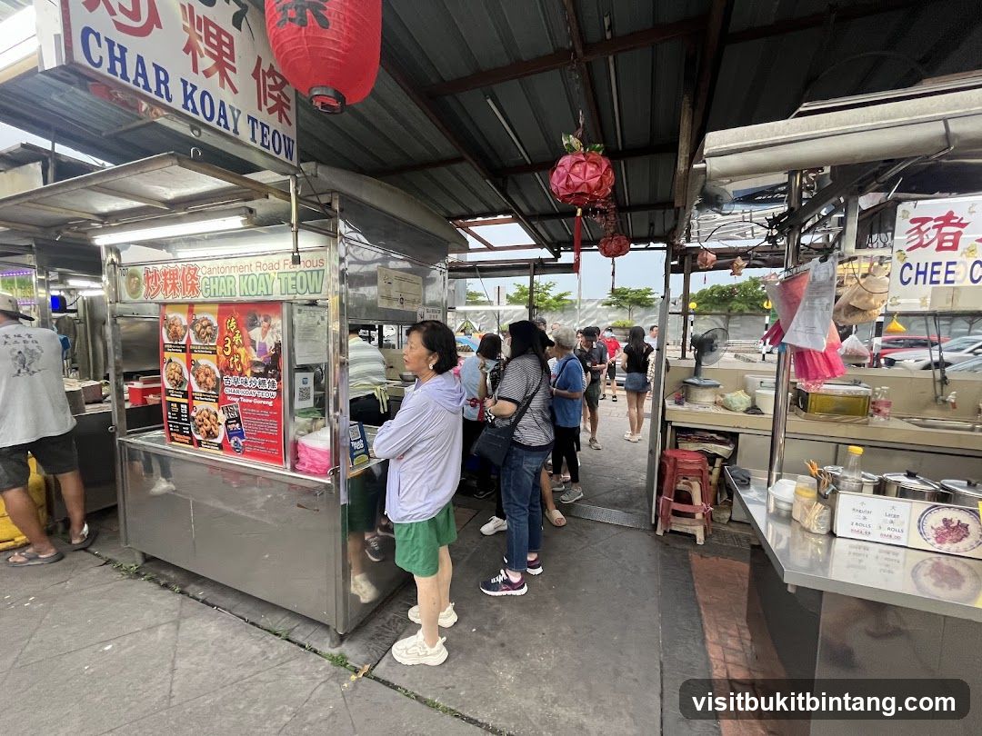 Anjung Gurney Hawker