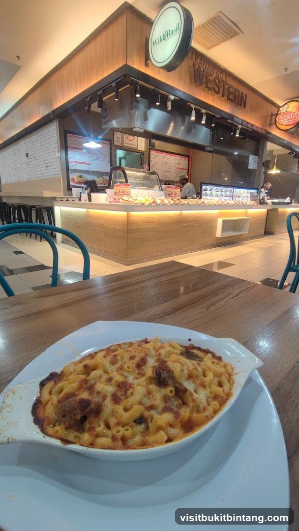 Macaroni and Cheese Dish