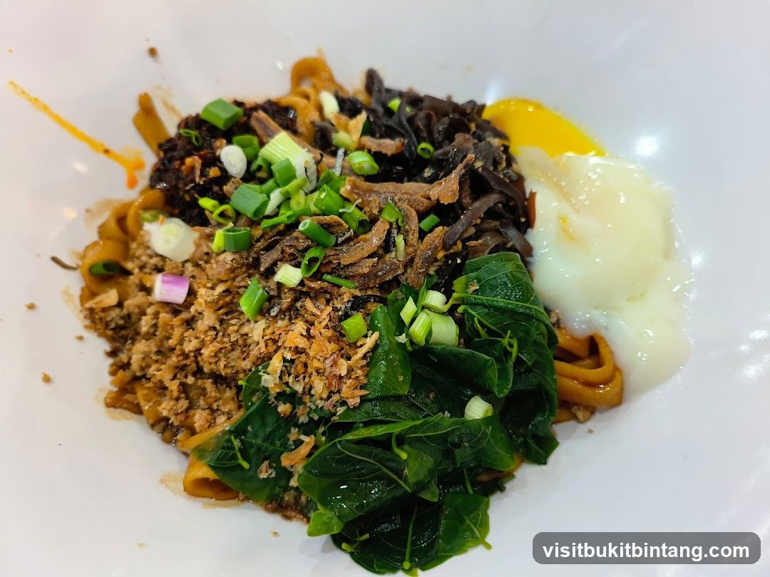 Noodles with Toppings