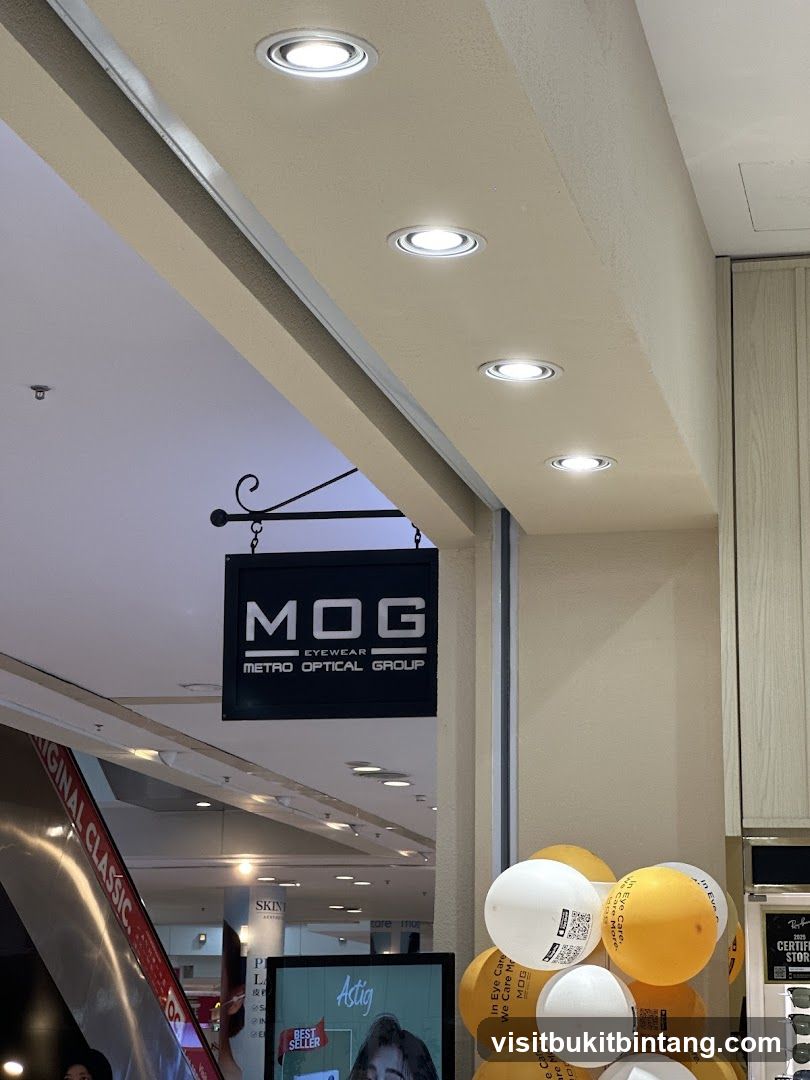 MOG Eyewear Store Entrance