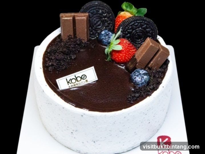 Chocolate Cake with Berries and Cookies