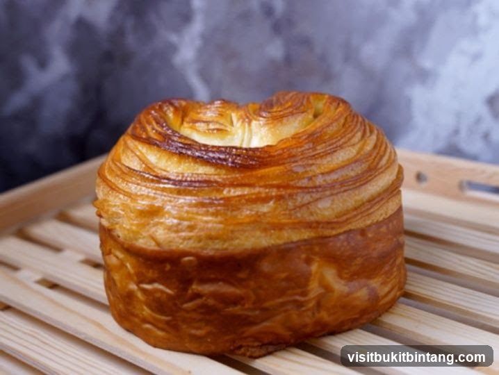 Croissant Pastry