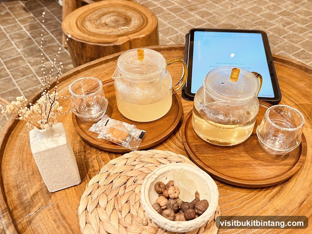 Tea service with tablet