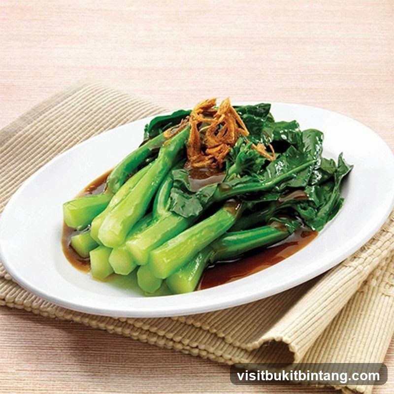 Stir-fried Chinese Broccoli with Oyster Sauce